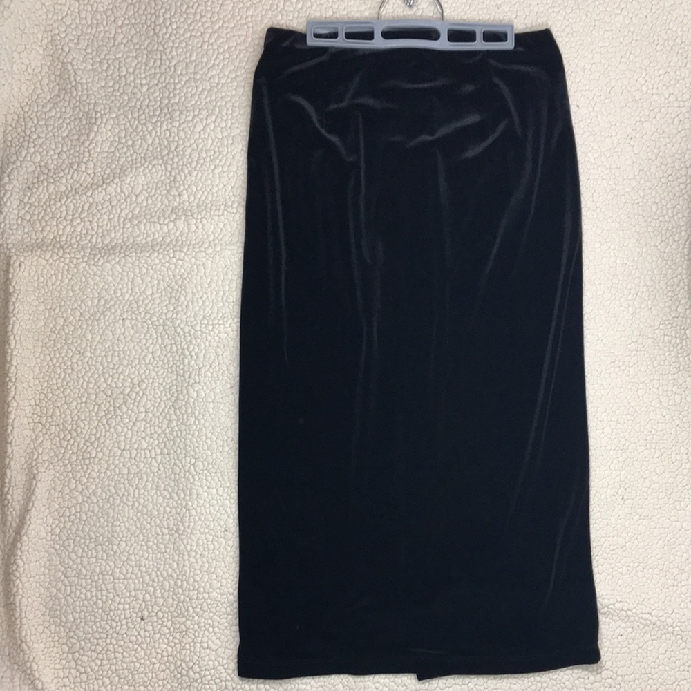 Piccadilly Fashions Skirt